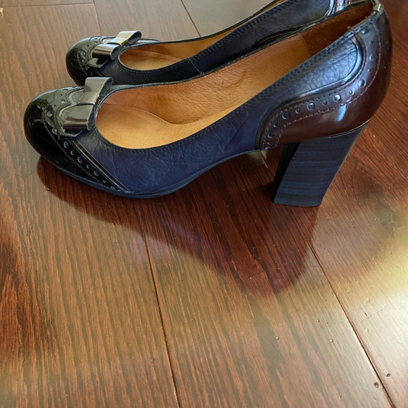 Hispanitas Block heel pumps made in Spain - Picture 7 of 16